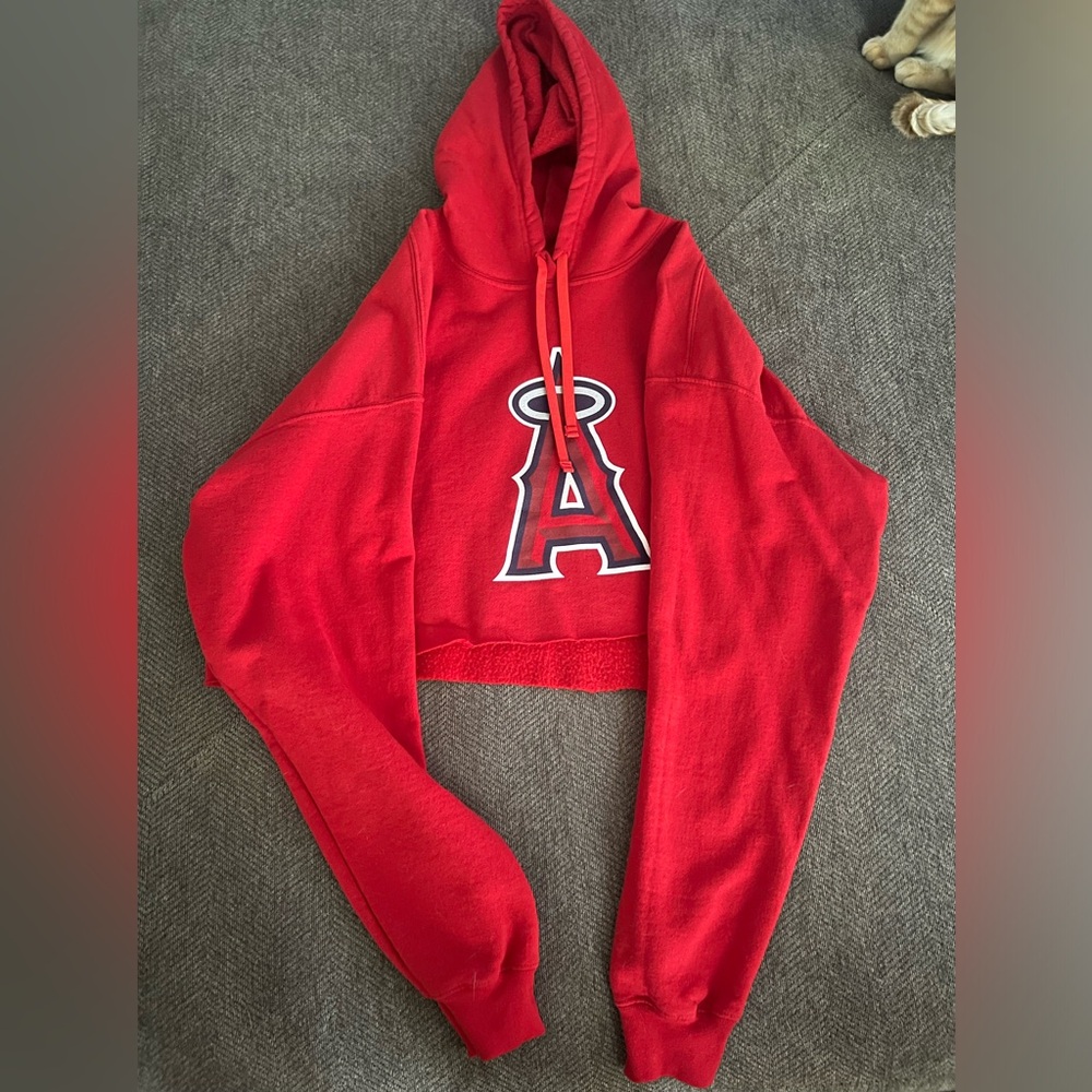 Angels Cut off Sweatshirt Size XL